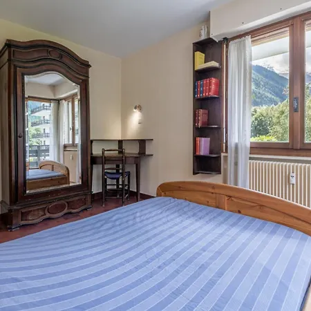 아파트 Spacious Nest Overlooking The Mont Blanc Range *